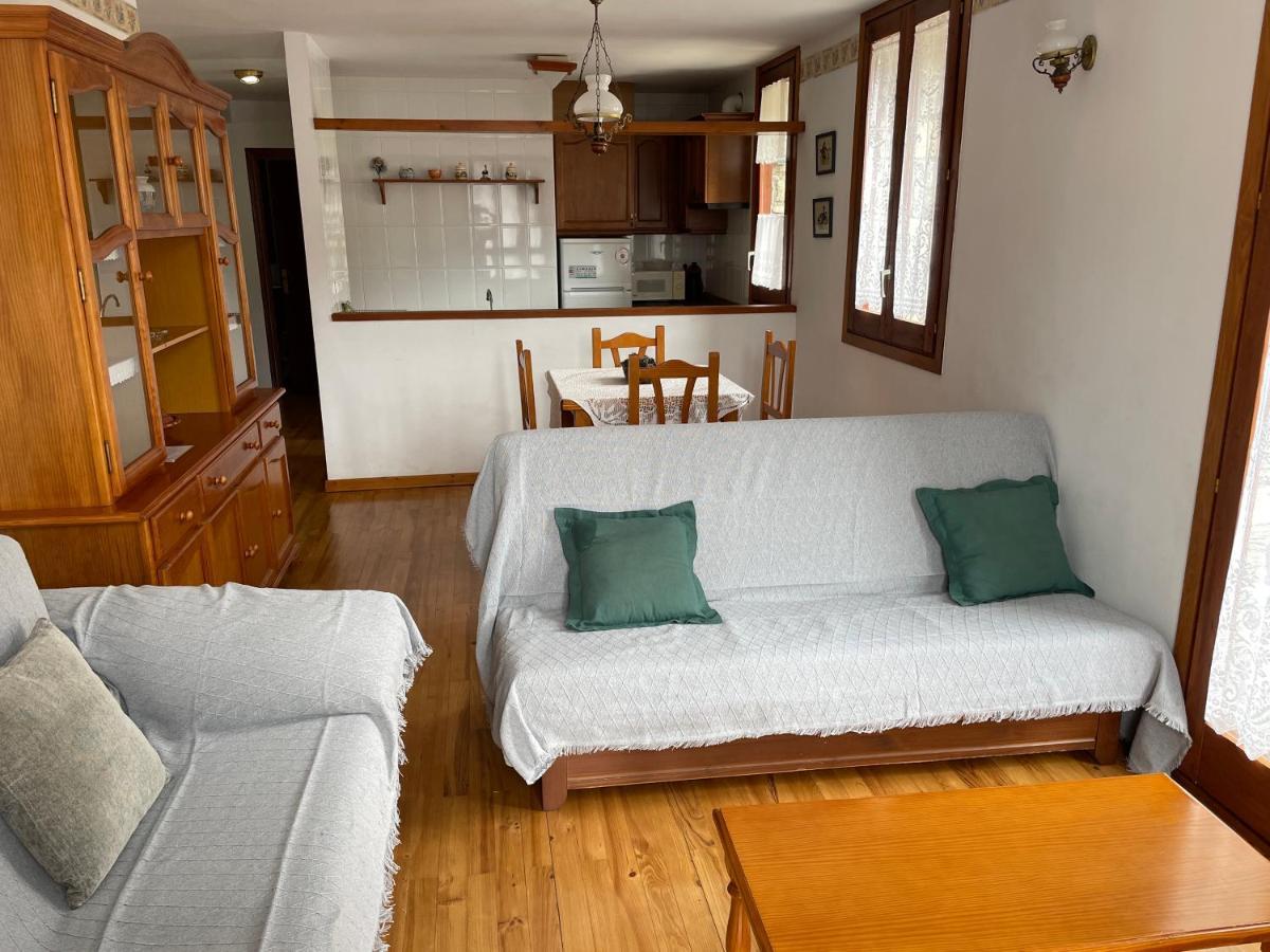 Apartaments Pirinenc إيستيري دانو المظهر الخارجي الصورة