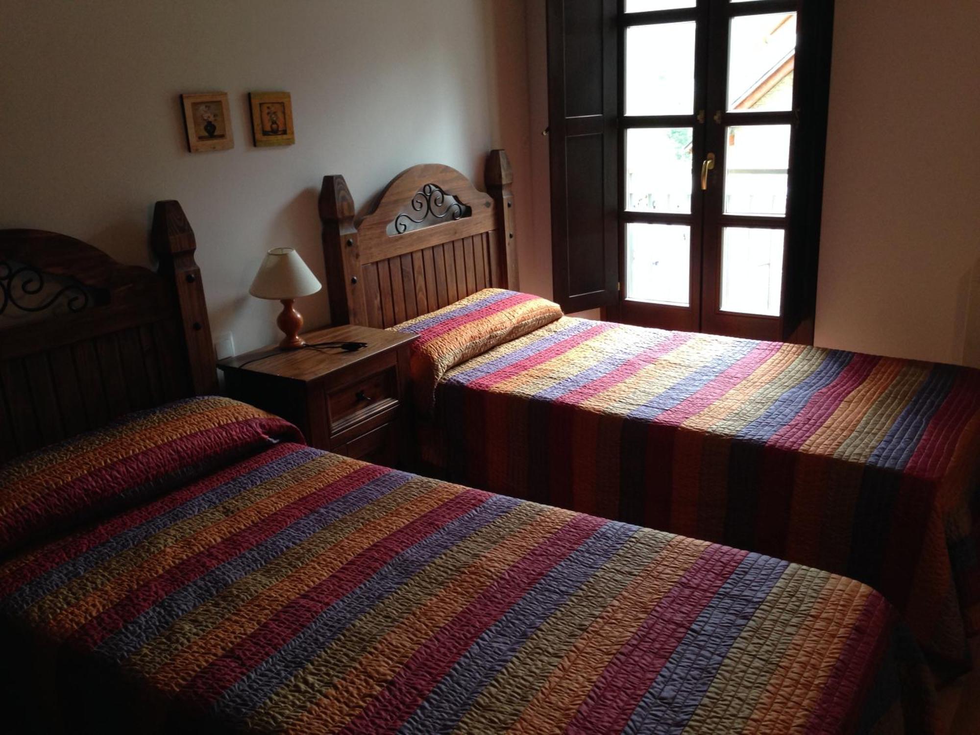 Apartaments Pirinenc إيستيري دانو المظهر الخارجي الصورة